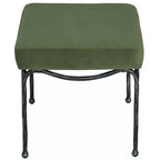 Pouf rembourré en bouclette avec pieds en métal